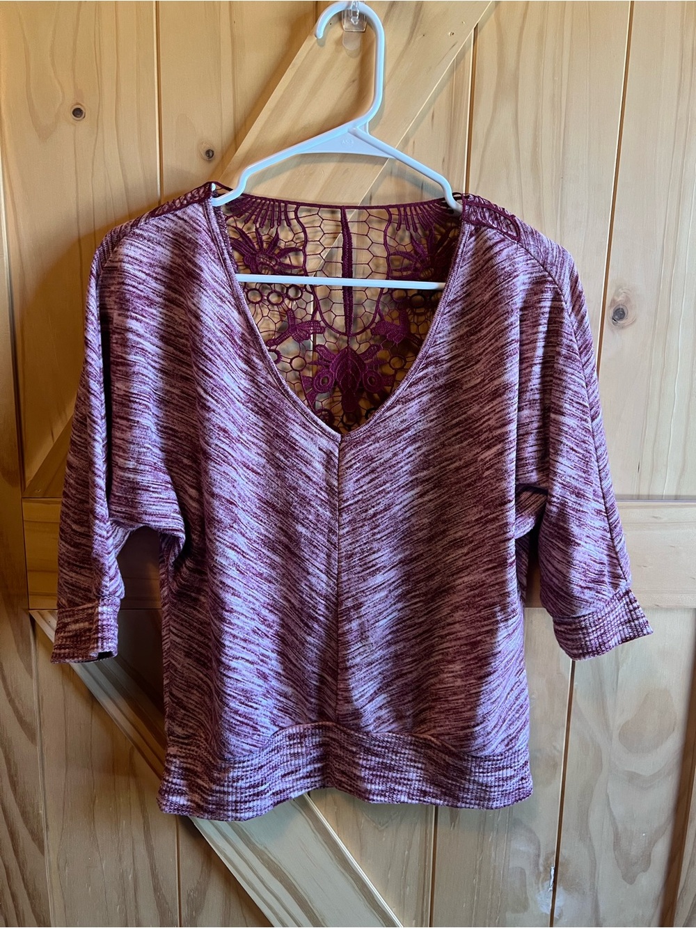 Almost Famous Marled Plum Lace-Back V-Neck Top Crochet Size M Beach Boho Coastal